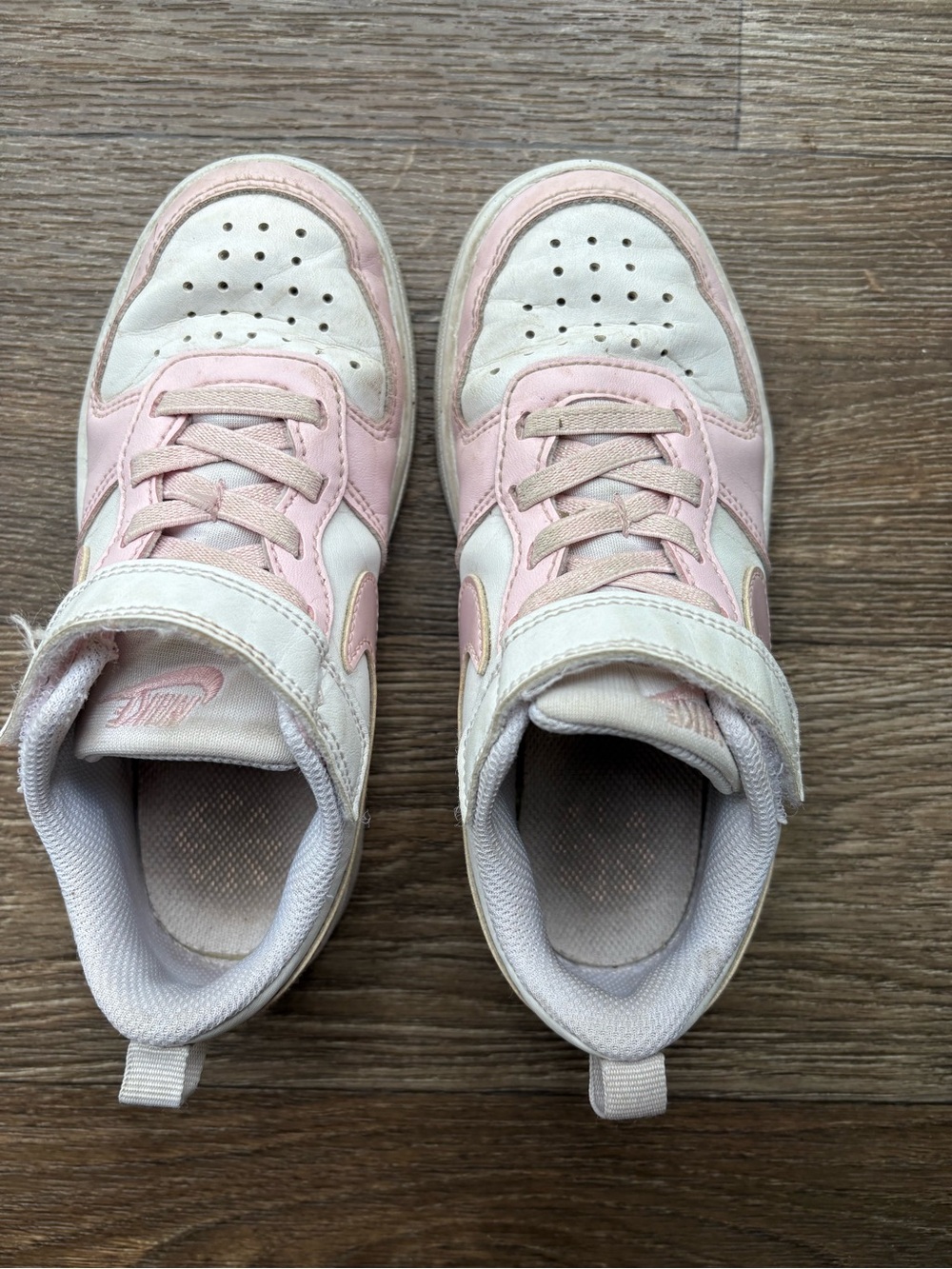 Nike Kids White and Light Pink Velcro Strap Sneakers